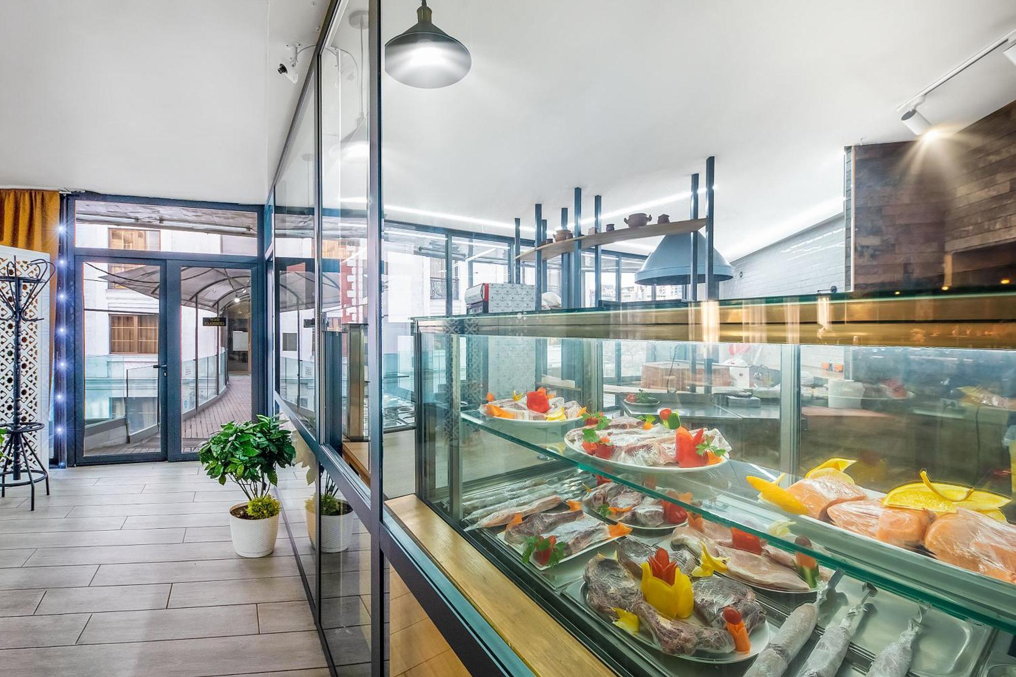 Cron Palace Kosher Tbilisi Hotel Exterior photo