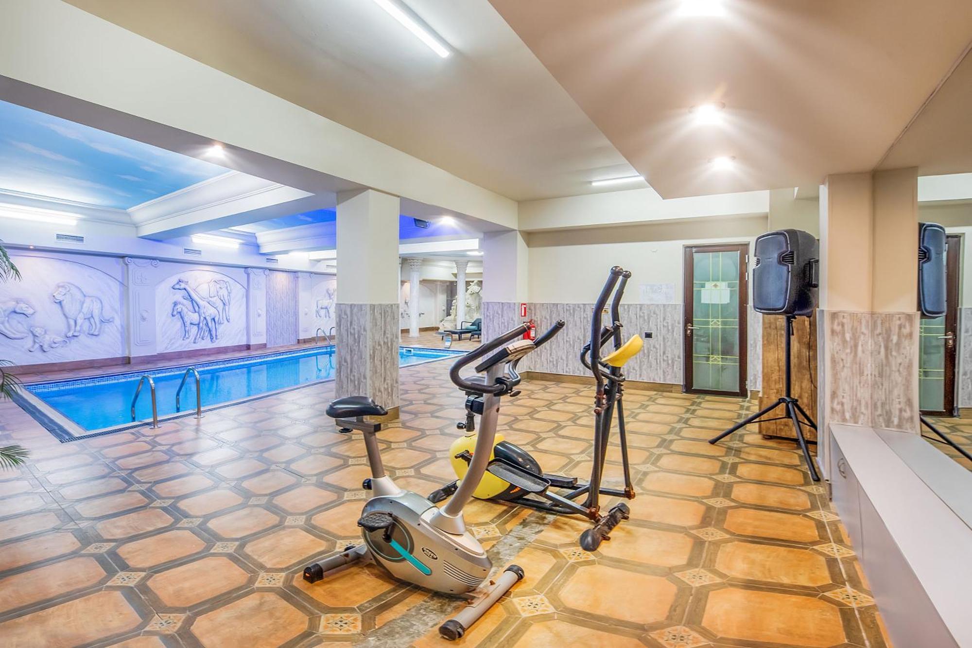 Cron Palace Kosher Tbilisi Hotel Exterior photo
